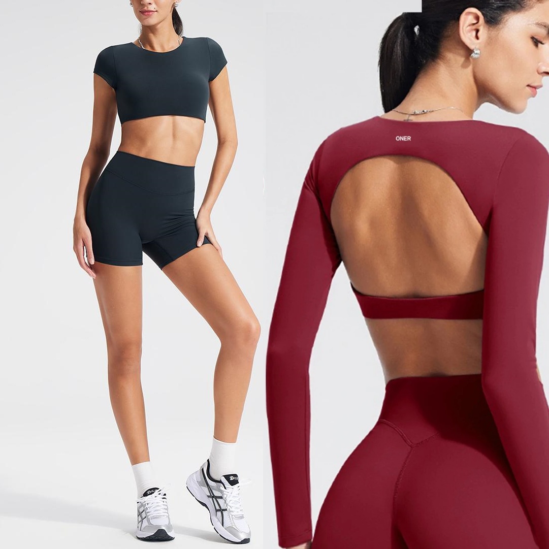 Women's long-sleeved yoga top  - Fitness & Nutrition Lab recensione e prezzo
