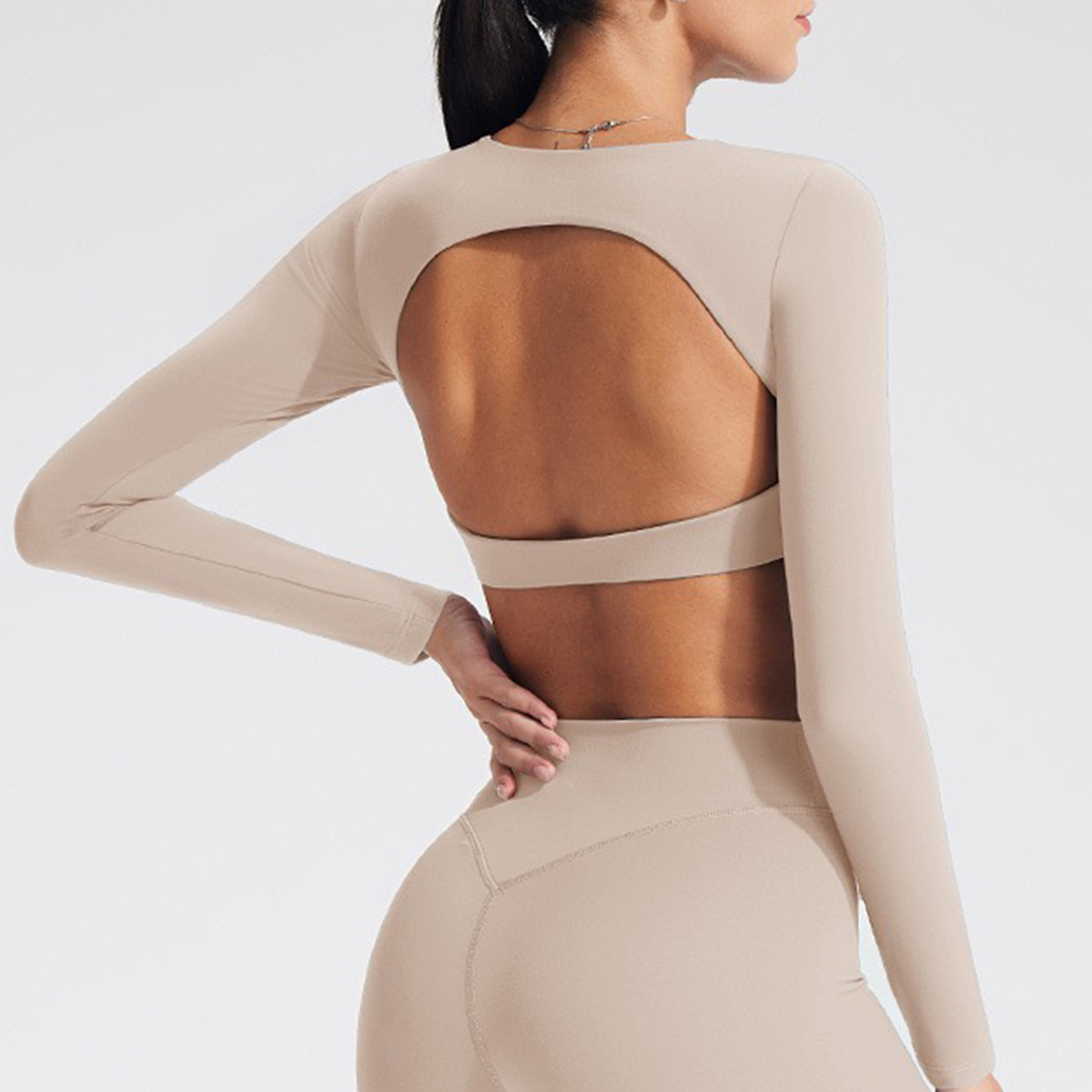 Women's long-sleeved yoga top  - Fitness & Nutrition Lab recensione e prezzo