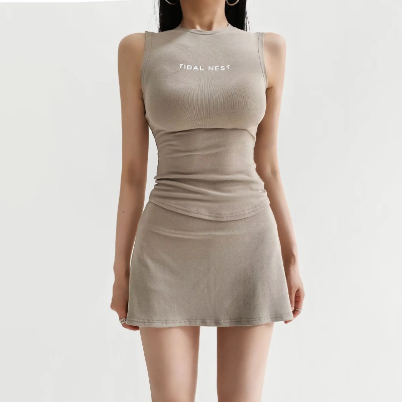 New Letter Printed Round Neck  - Fitness & Nutrition Lab recensione e prezzo